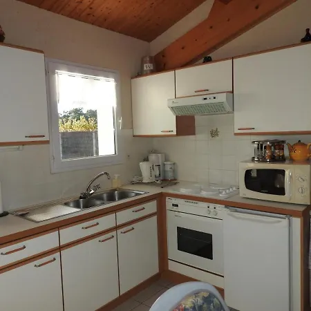 Maison Les Sables-d'olonne-le Chateau-d'olonne, 3 Pieces, 4 Personnes - Fr-1-92-777 *